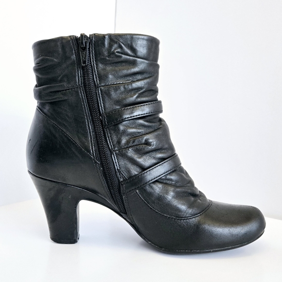 Beautiful Pleated Heel Booties - Picture 1 of 10